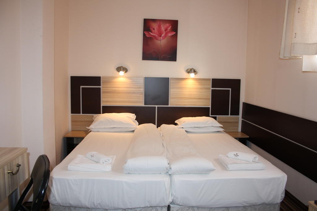 Hotel Orlando Sófia Quarto foto